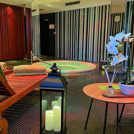 Hotel Yasmin קושיצה מראה חיצוני תמונה