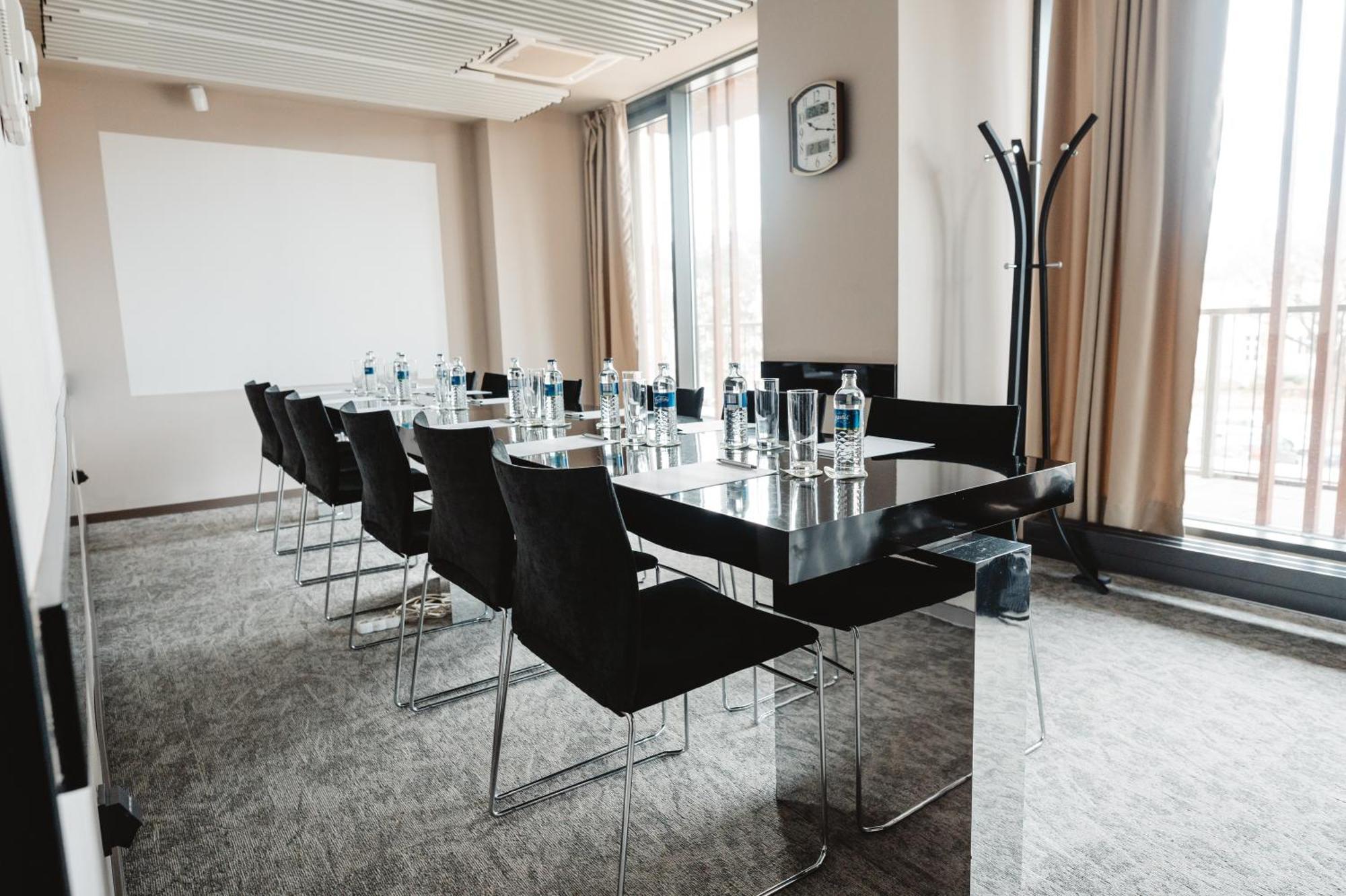 Hotel Yasmin קושיצה מראה חיצוני תמונה