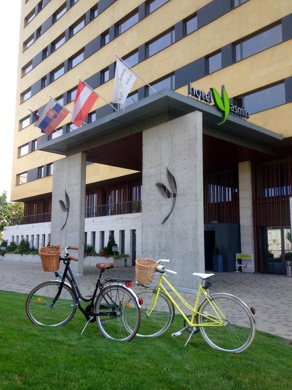 Hotel Yasmin קושיצה מראה חיצוני תמונה